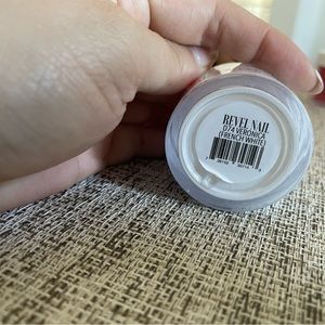 Revel dip powder white